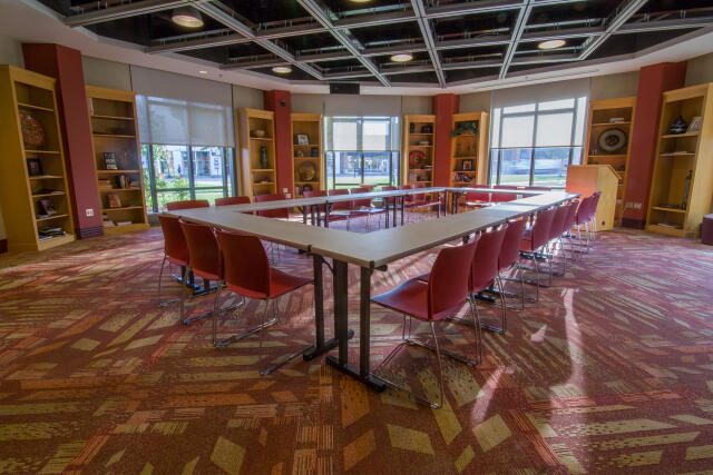 Rectangular "Block-O" shape for small groups